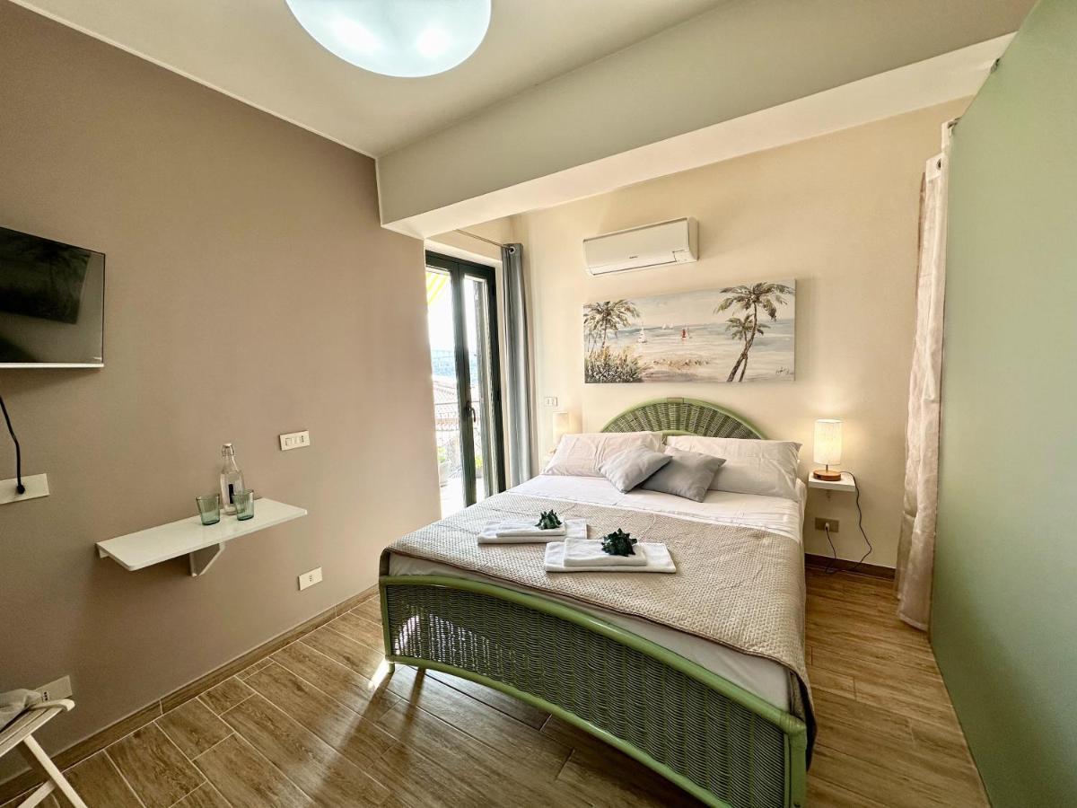 Amuka B&B Santo Stefano di Camastra Bagian luar foto