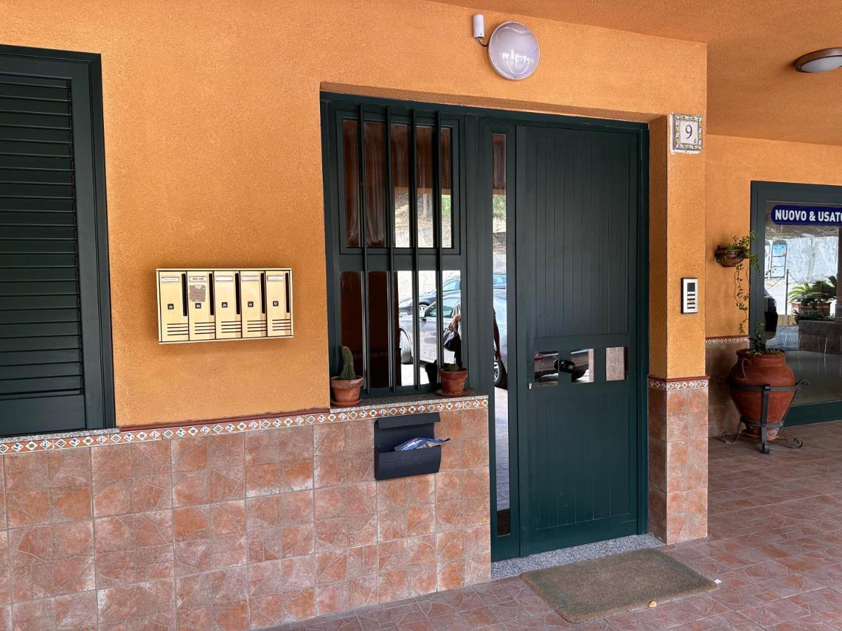 Amuka B&B Santo Stefano di Camastra Bagian luar foto